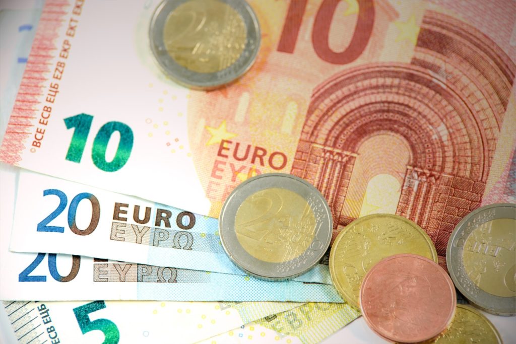 Los métodos más efectivos para ahorrar 200 euros al mes