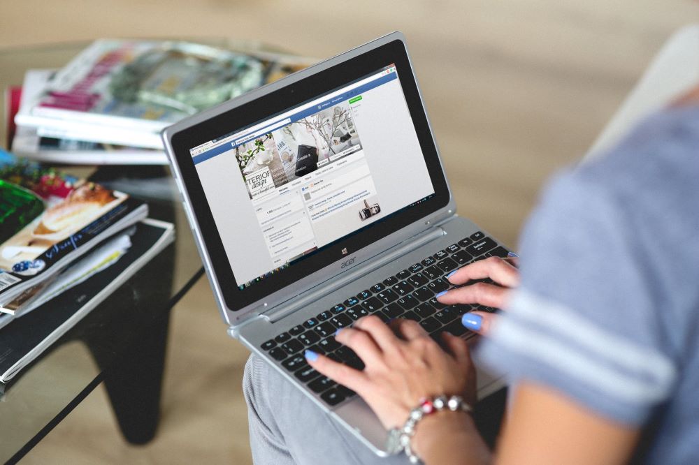 redes sociales generar dinero