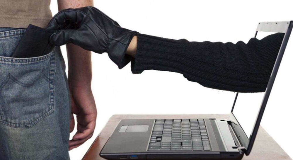 estafa con sistema piramidal a través de internet