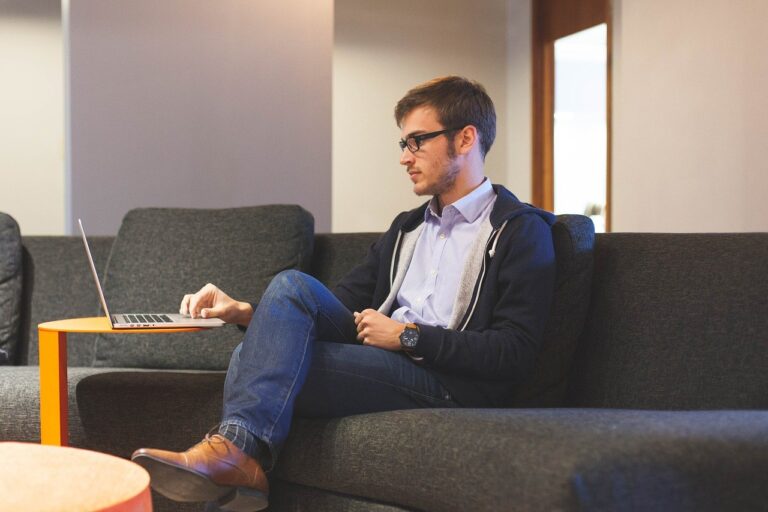 consejos para trabajar desde casa de forma eficiente
