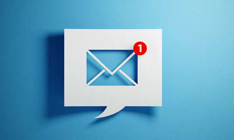 ¿Cómo los emails fuera de horario laboral podrian ser motivo de sanción?