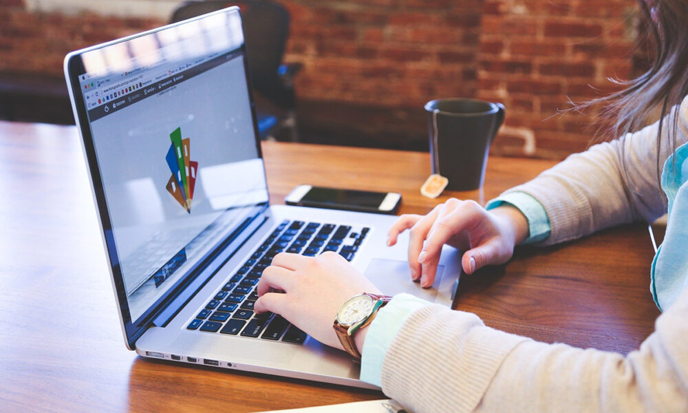 Novedades en el aprendizaje a distancia: pizarras digitales